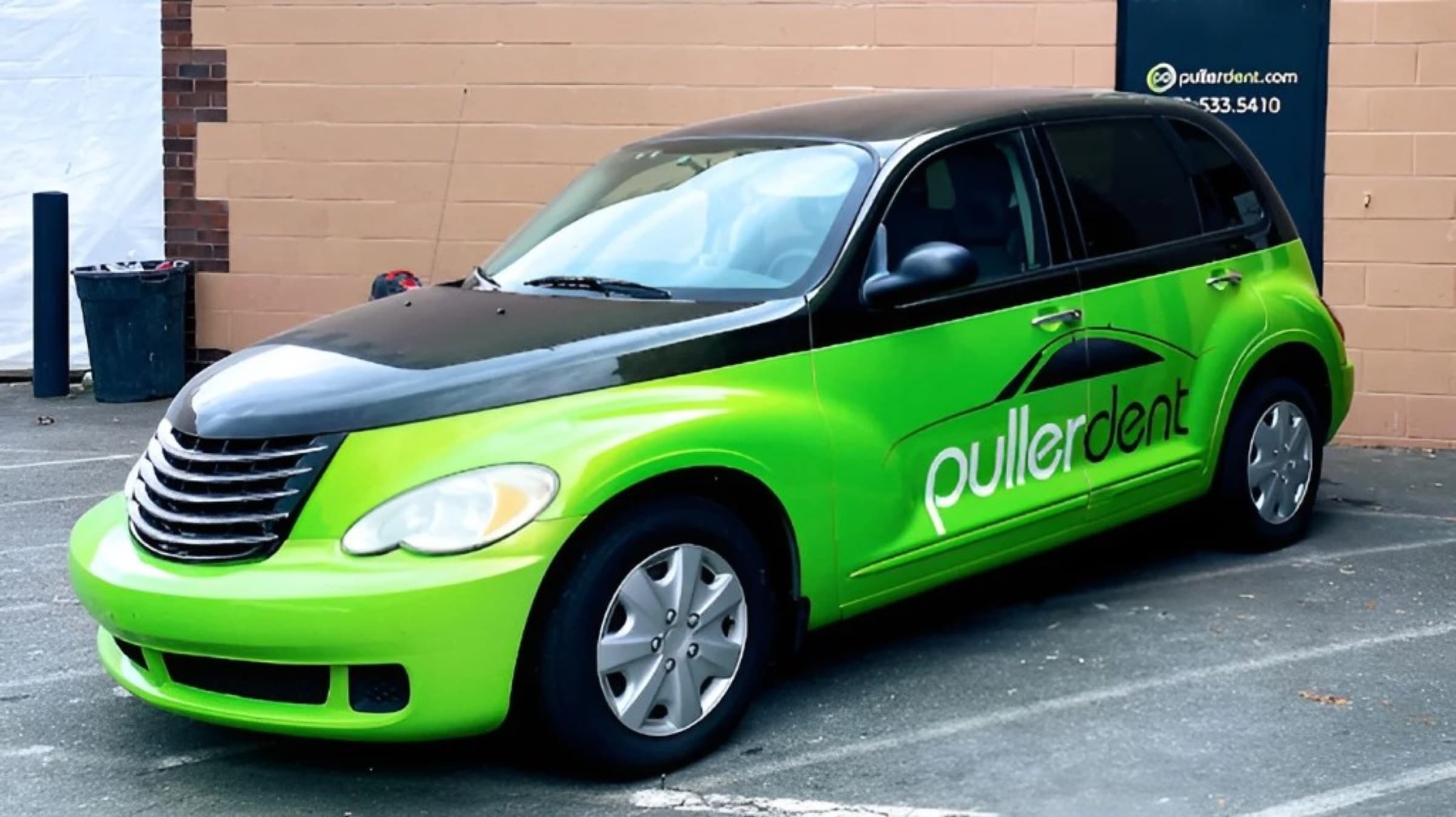 Puller Dent branded service vehicle